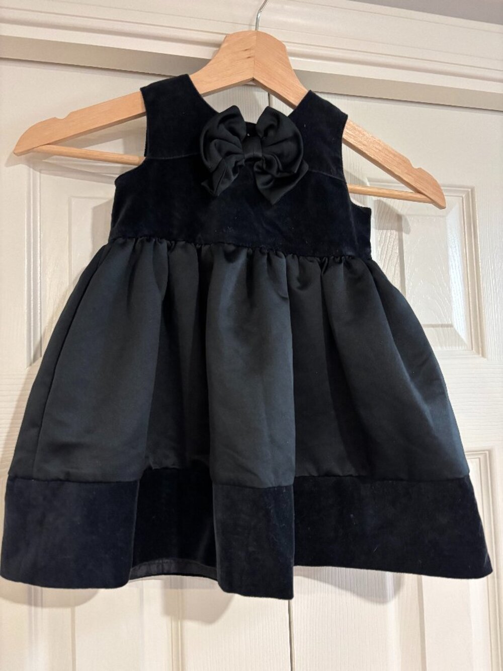 Carter's Holiday Special Occasion Dress Black Velvet Satin Girl's 18m